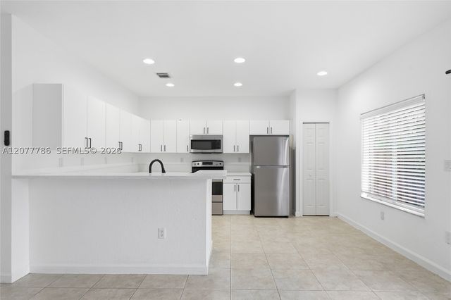 22505 SW 94th Pl, Cutler Bay, FL 33190
