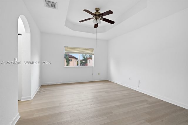 22505 SW 94th Pl, Cutler Bay, FL 33190