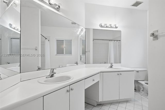 22505 SW 94th Pl, Cutler Bay, FL 33190