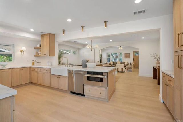 519 E Howard St, Pasadena, CA 91104