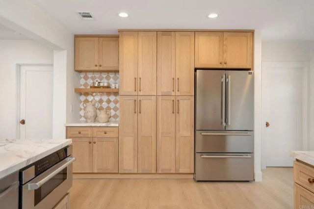 519 E Howard St, Pasadena, CA 91104