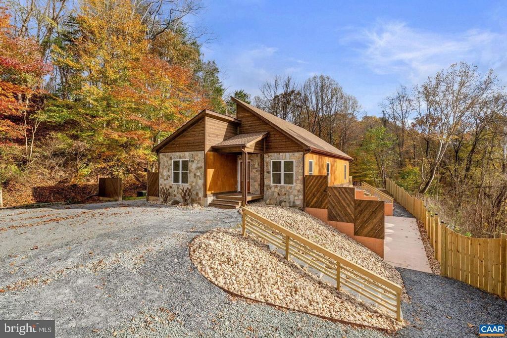 13298 JAMES MADISON HWY, Palmyra, VA 22963