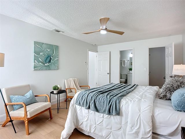 2014 HAMPSTEAD CIRCLE, Sun City Center, FL 33573