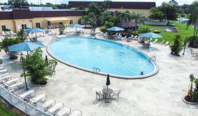 2014 HAMPSTEAD CIRCLE, Sun City Center, FL 33573