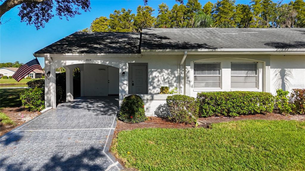 2014 HAMPSTEAD CIRCLE, Sun City Center, FL 33573