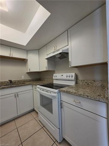 1830 Maravilla AVE 321, Fort Myers, FL 33901