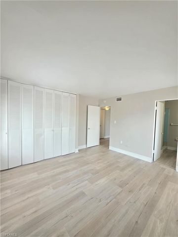 1830 Maravilla AVE 321, Fort Myers, FL 33901