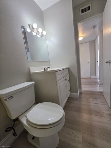 1830 Maravilla AVE 321, Fort Myers, FL 33901