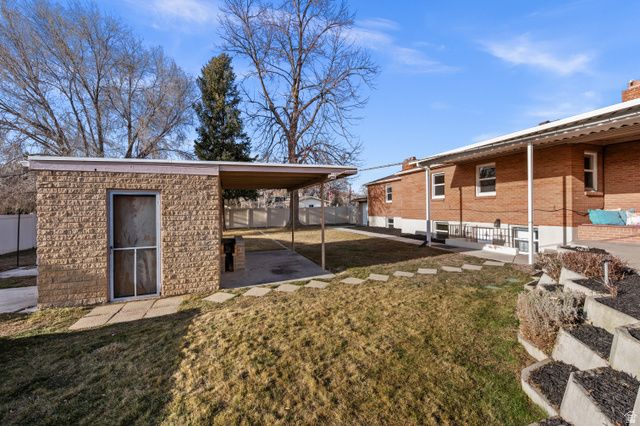 1420 E SPRING LN, Holladay, UT 84117