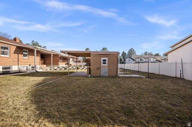 1420 E SPRING LN, Holladay, UT 84117