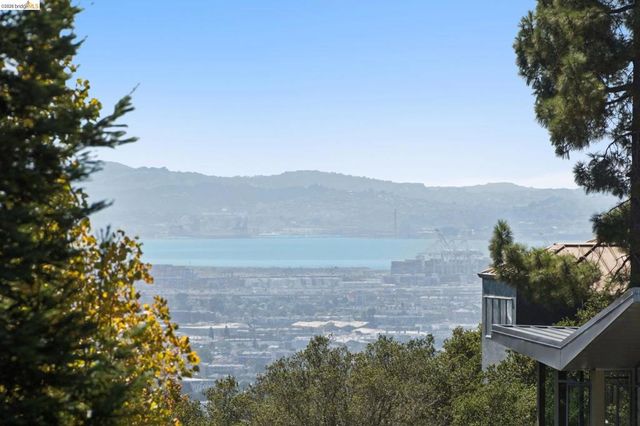 1200 Westview Dr, Berkeley, CA 94705