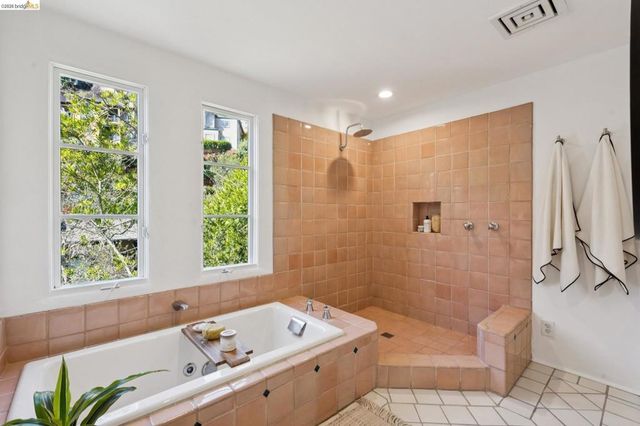 1200 Westview Dr, Berkeley, CA 94705