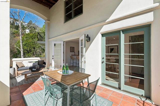 1200 Westview Dr, Berkeley, CA 94705