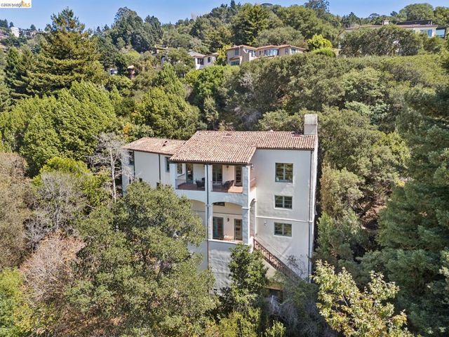 1200 Westview Dr, Berkeley, CA 94705