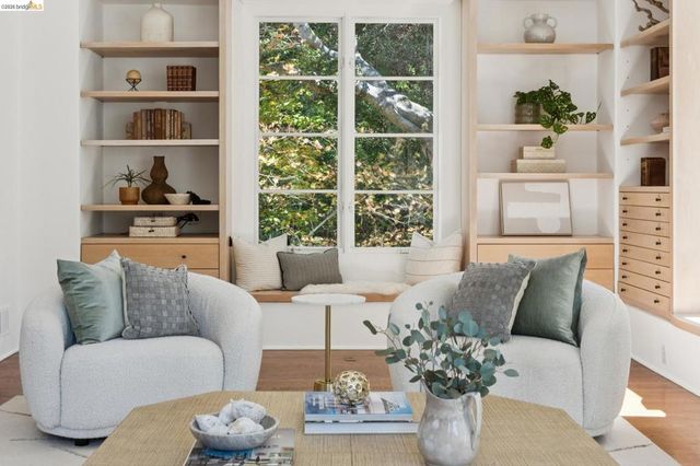 1200 Westview Dr, Berkeley, CA 94705