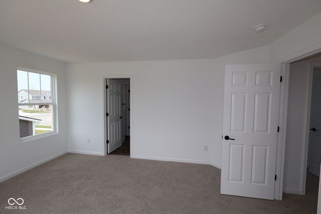9878 Slater Drive, Mccordsville, IN 46055
