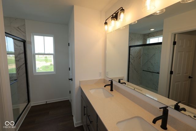 9878 Slater Drive, Mccordsville, IN 46055