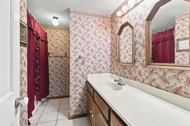 31 Poinsetta Road, Sulphur, LA 70663