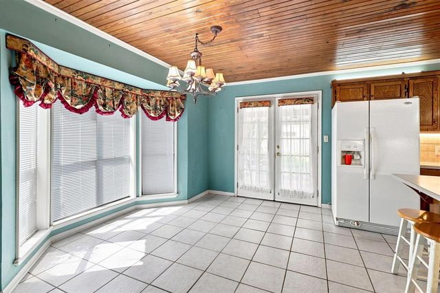 31 Poinsetta Road, Sulphur, LA 70663