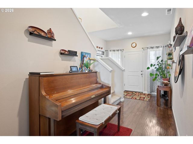 3676 N 10TH St, Ridgefield, WA 98642