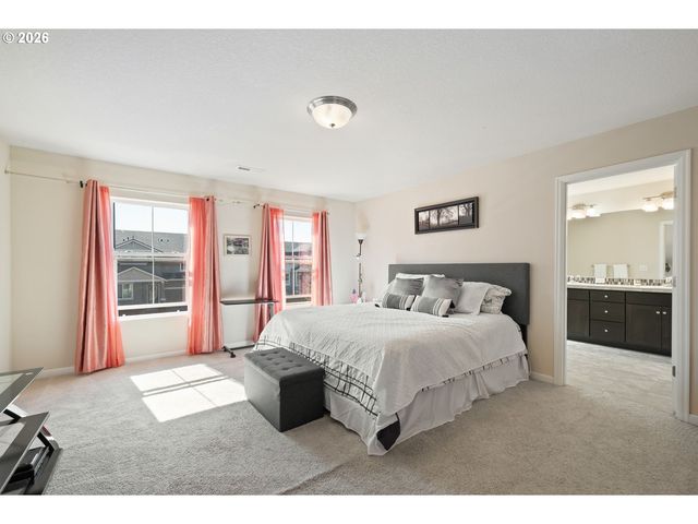 3676 N 10TH St, Ridgefield, WA 98642