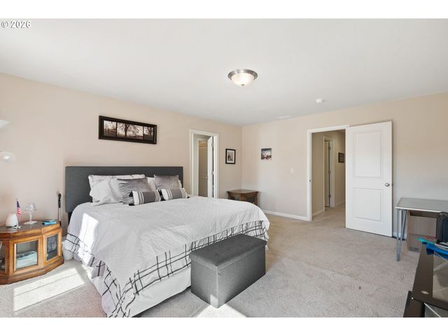 3676 N 10TH St, Ridgefield, WA 98642