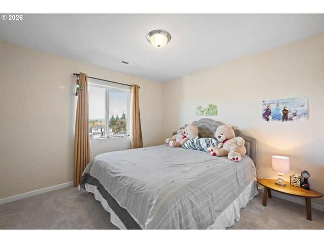 3676 N 10TH St, Ridgefield, WA 98642