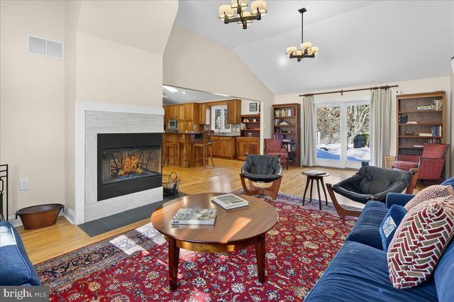 947 CHERRY HILL RD, Princeton, NJ 08540