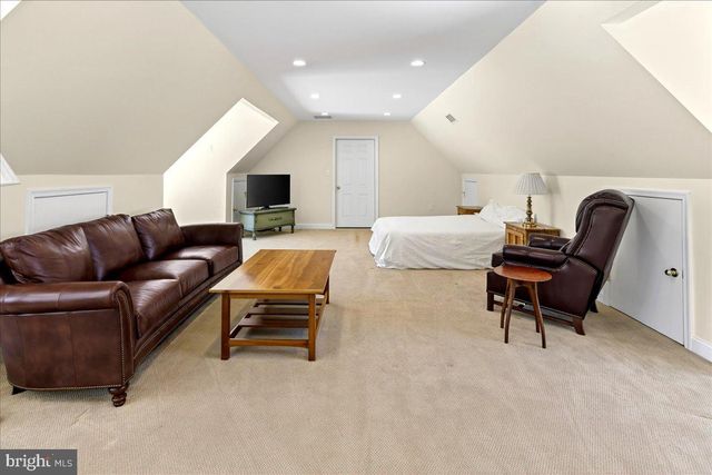 947 CHERRY HILL RD, Princeton, NJ 08540