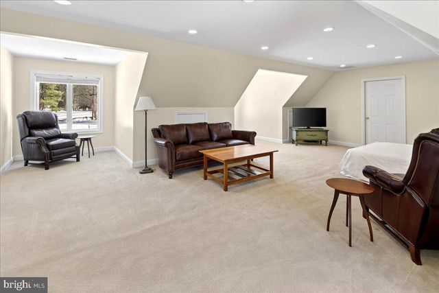 947 CHERRY HILL RD, Princeton, NJ 08540