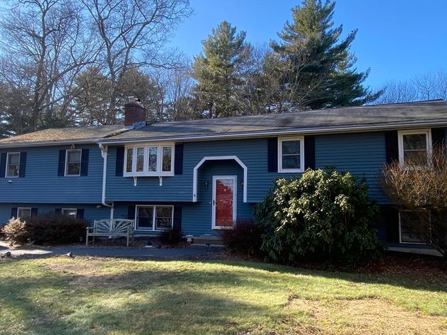571 Ware, Mansfield, MA 02048