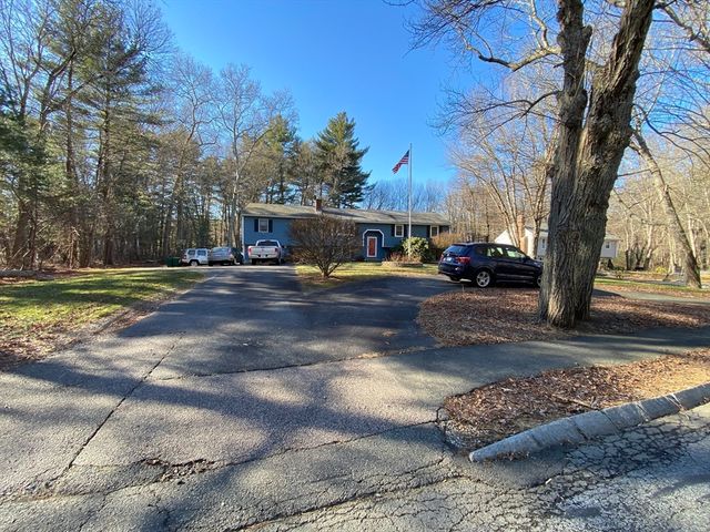 571 Ware, Mansfield, MA 02048