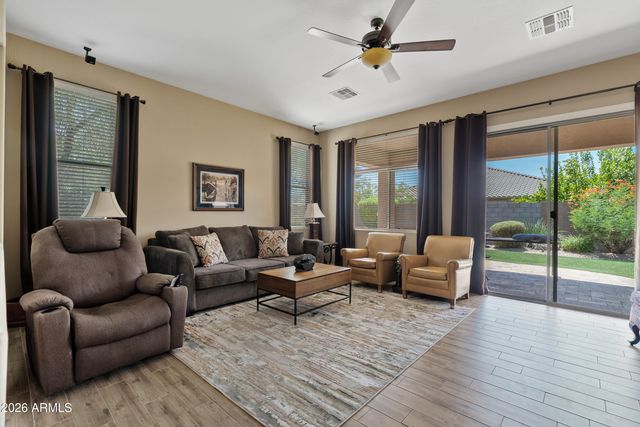4315 E KNUDSEN Drive, Phoenix, AZ 85050