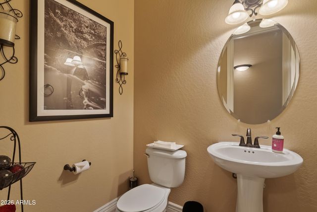4315 E KNUDSEN Drive, Phoenix, AZ 85050