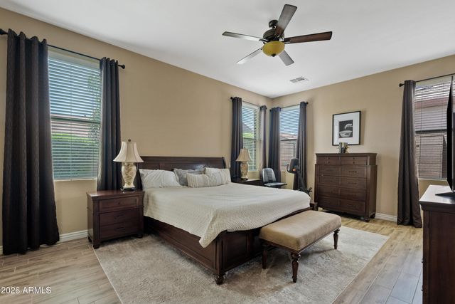 4315 E KNUDSEN Drive, Phoenix, AZ 85050