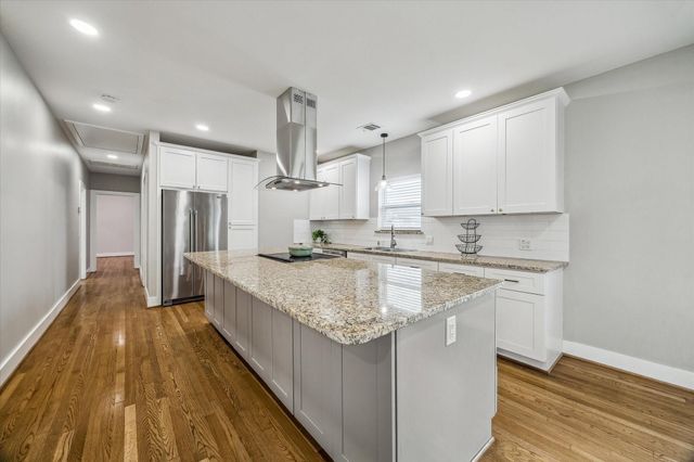 2219 Mckee Street, Houston, TX 77009