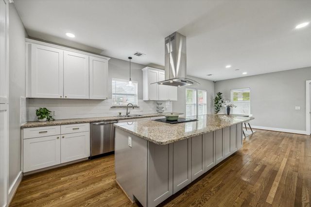 2219 Mckee Street, Houston, TX 77009