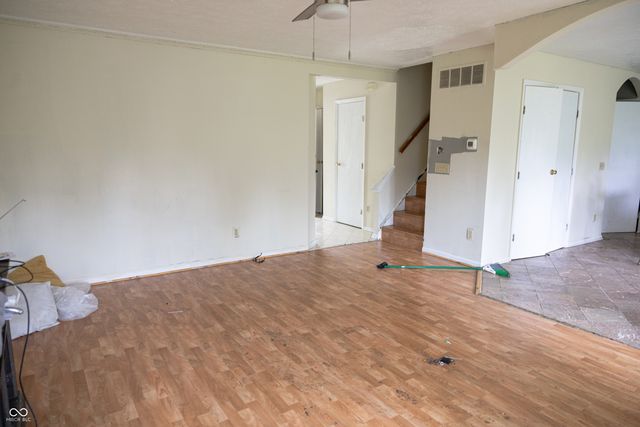 7036 Elias Circle, Indianapolis, IN 46236