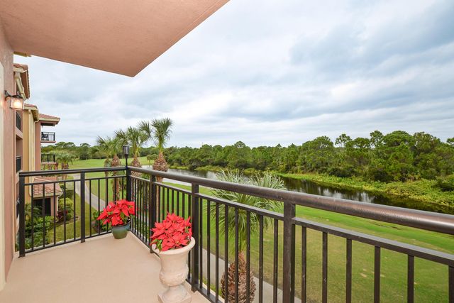 4190 Gator Greens Way 35, Fort Pierce, FL 34982