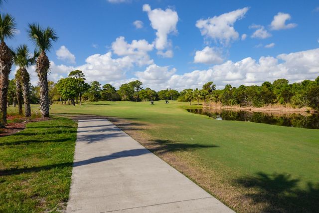 4190 Gator Greens Way 35, Fort Pierce, FL 34982