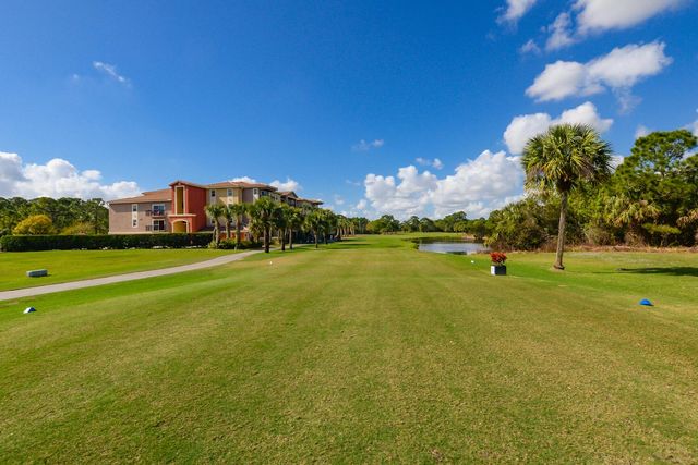 4190 Gator Greens Way 35, Fort Pierce, FL 34982