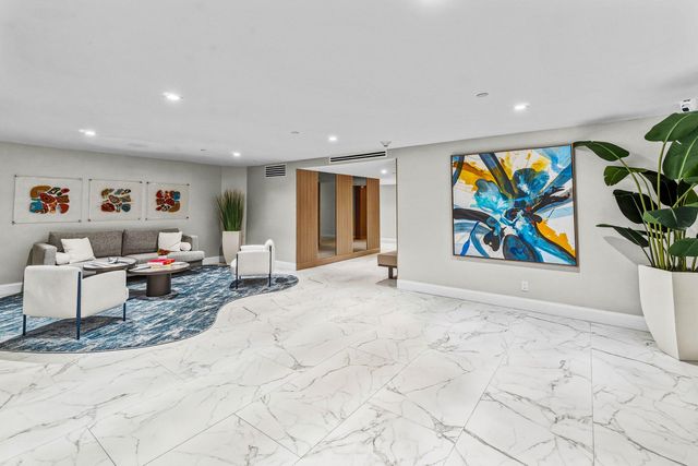 20090 Boca West Drive 381, Boca Raton, FL 33434