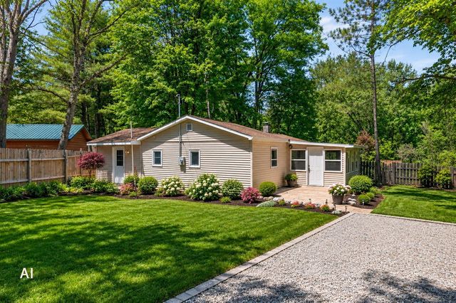 8538 W Haskell Lake Road, Marion, MI 49665