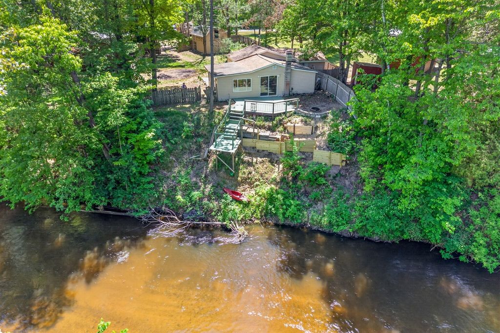 8538 W Haskell Lake Road, Marion, MI 49665