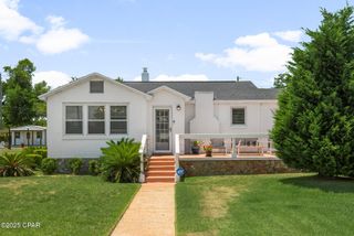 221 N Cove Boulevard, Panama City, FL 32401