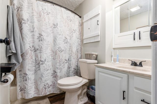 1079 Hilton Drive, Reynoldsburg, OH 43068
