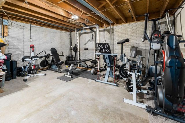1079 Hilton Drive, Reynoldsburg, OH 43068