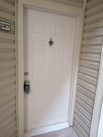 1948 LAKE ATRIUMS CIRCLE 127, Orlando, FL 32839