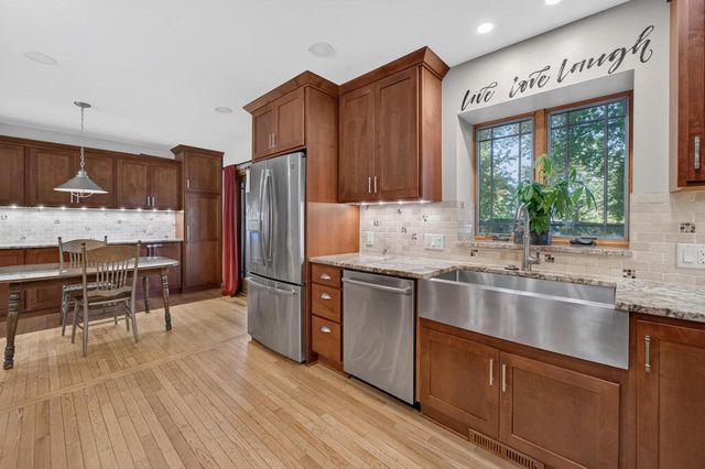 3015 Marvin Court, Cross Plains, WI 53528