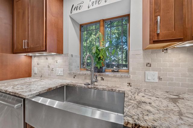 3015 Marvin Court, Cross Plains, WI 53528